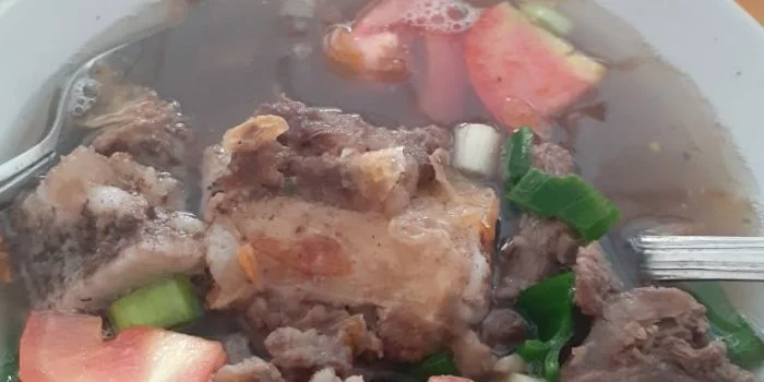 Sop Iga yang Bikin Ketagihan