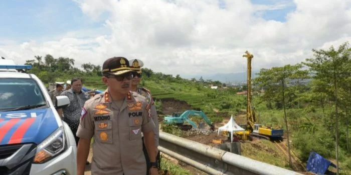 Korlantas Polri Putuskan Rekayasa Arus Lalin Tol Cipularang KM 188 Situasional