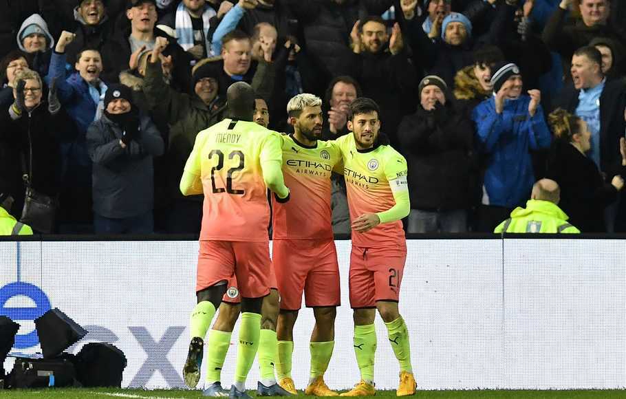 Manchester City ke Perempat Final, Tottenham Tergilas