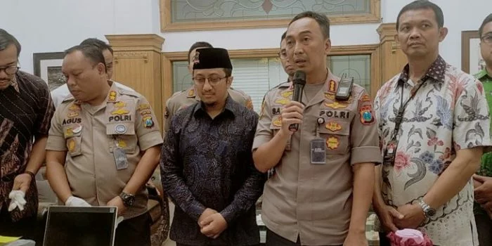 Ustaz Yusuf Mansur Diperiksa Polrestabes Surabaya, Ada Apa?