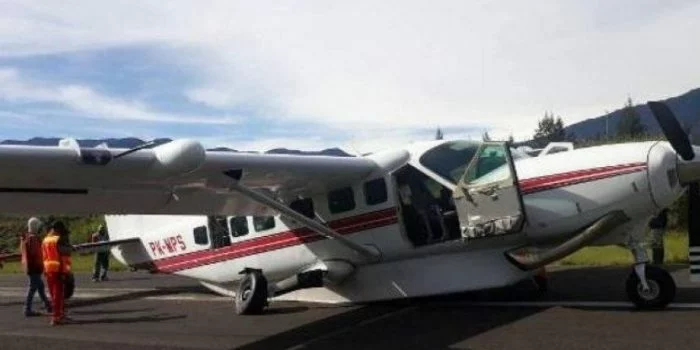 Pesawat Milik Mission Aviation Fellowship Jatuh di Danau Sentani