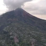 Helikopter BNPB Temukan Ini di Puncak Merapi Berstatus Siaga