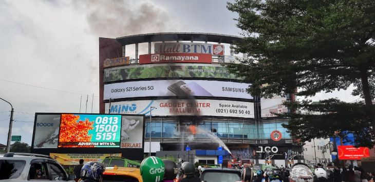 Terdengar Ledakan, Lantai 1 Bogor Trade Mall Kebakaran, Ini Videonya