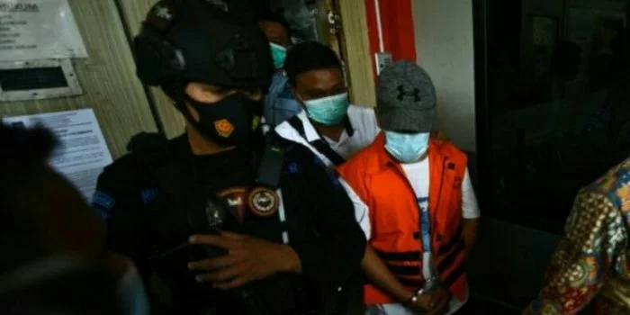 Korupsi Tanah Pemakaman, Cerita Menarik di Balik Pelantikan Wakil Bupati OKU Berbaju Tahanan Tangan Diborgol