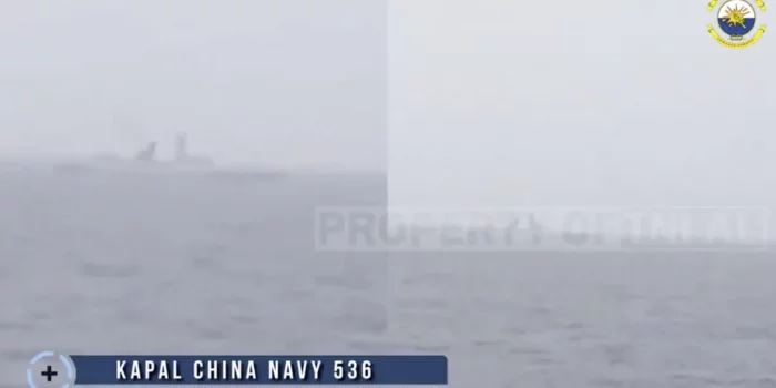 kapal perang militer China kepergok sedang berlayar di dalam Zona Ekonomi Eksklusif (ZEE) NKRI di perairan Laut Natuna Utara