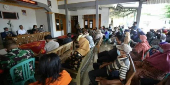 Percepat Ganti Rugi, Pertamina Data Laporan Warga Terdampak Ledakan Kebakaran Kilang Minyak Balongan
