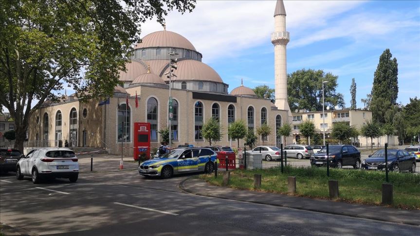 Warga Muslim di Berlin Jalani Tes Covid-19 Sebelum Salat Jumat