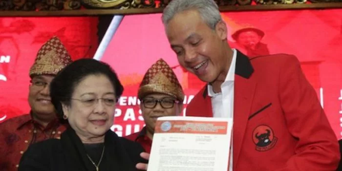 Ganjar Pranowo Harusnya Mulai Berkemas Tinggalkan PDIP