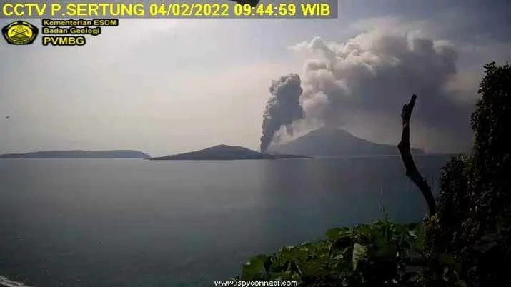 Waspada, Status Gunung Anak Krakatau Siaga Level 3