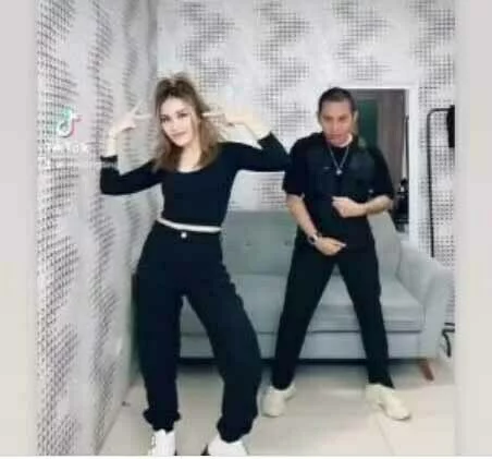 Viral Dance Cover Korea Ayu Ting Ting Di-notice Jessi