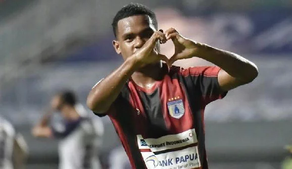 Bakal Hengkang dari Persipura, Ramai Rumakiek Diminati Persib Bandung, Arema FC, PSM, Persebaya