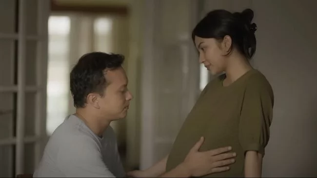 Nicholas Saputra-Ariel Tatum Bermain Total di Trailer Sayap Sayap Patah