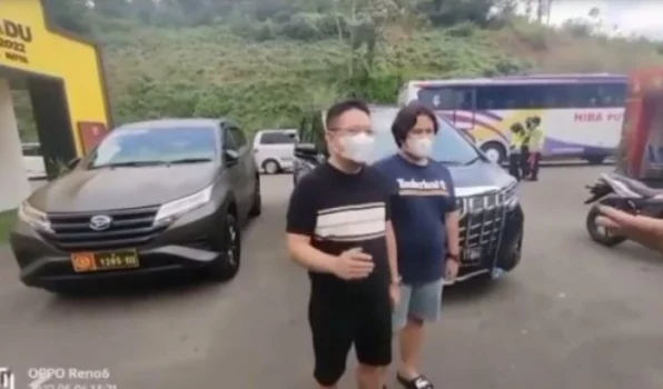 Benar kata Netizen, Penumpang Alphard yang Marahi Polisi di Ciawi Tasikmalaya Akhirnya pasti Minta Maaf