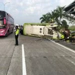 Polisi Sebut Kecelakaan Bus di Mojokerto Karena Pengemudi Mengantuk