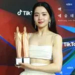 Kim Tae Ri Aktris Terbaik Baeksang Arts Awards 2022