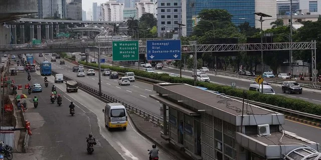 PPKM Jawa-Bali Diperpanjang, Jabodetabek Berstatus Level 1 Termasuk 41 Daerah Lainnya