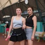 Wulan Guritno Pose Bareng Anak saat Main Tenis, "Mana anak, mana mamanya ya?"