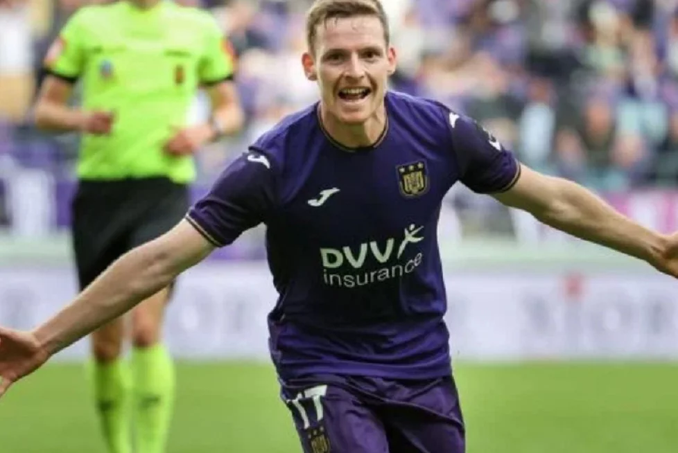 Manchester City Rekrut Sergio Gomez dari Anderlecht