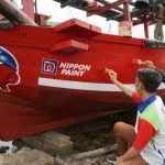 Nippon Paint Bantu Nelayan Terdampak Pandemi Melalui Perawatan Kapal di Desa Bandengan, Kabupaten Cirebon